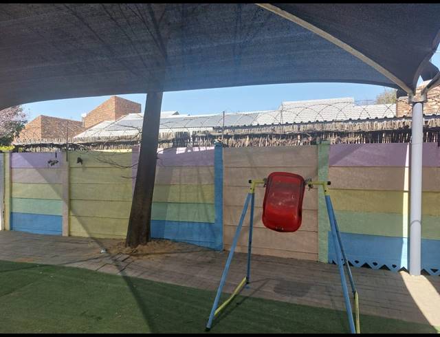 1,043M² INDUSTRIAL YARD TO LET IN VAALPARK
